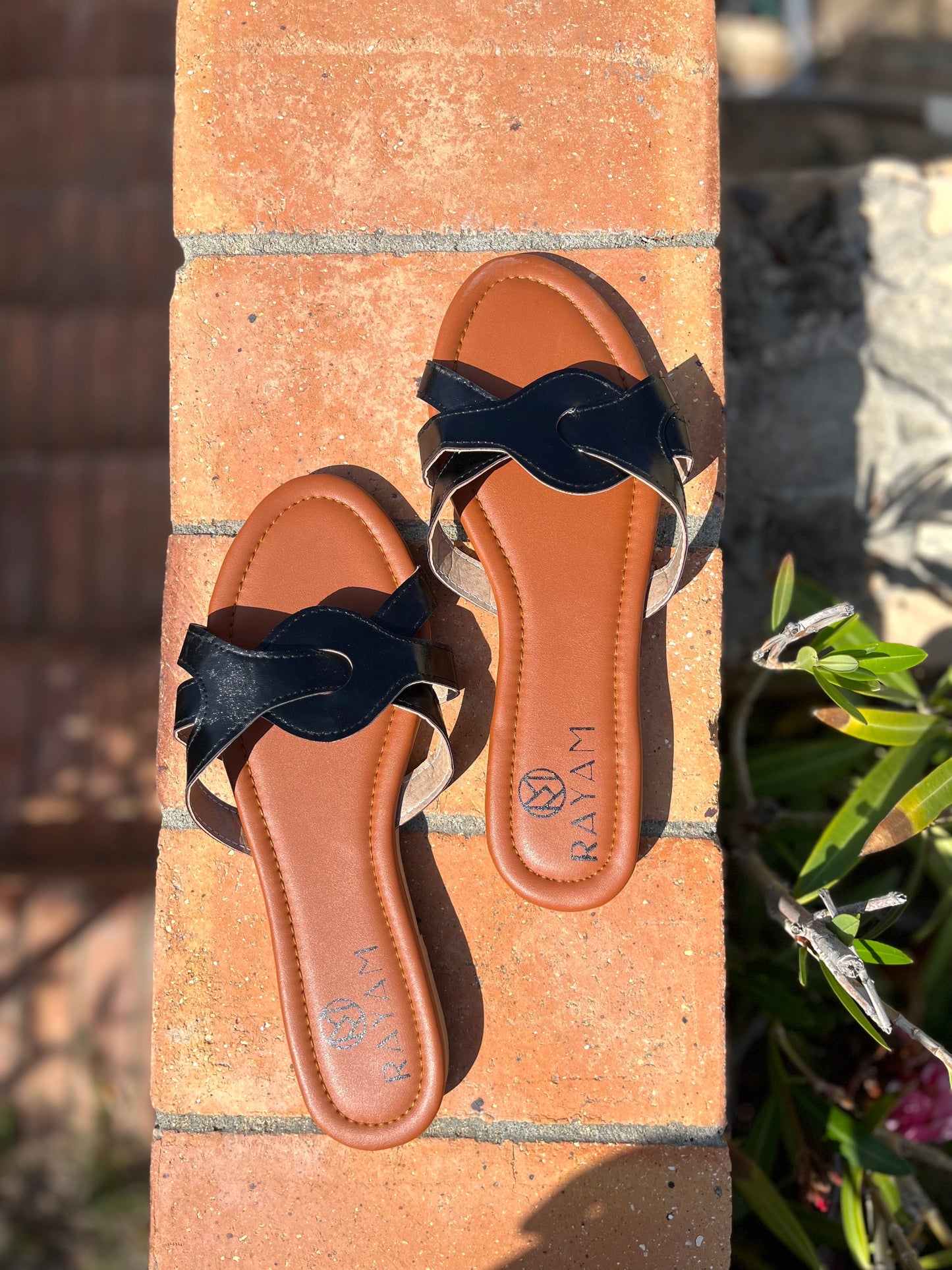 Knotted Slides