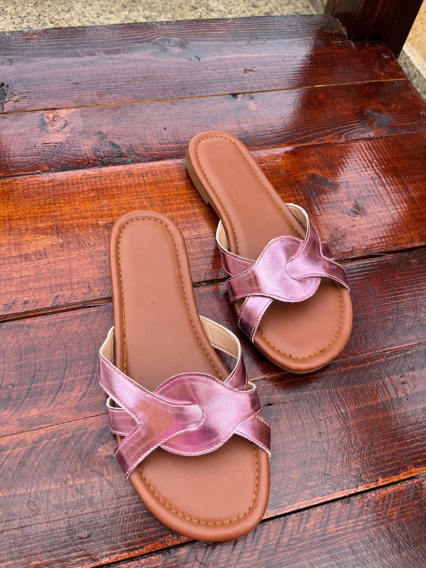 Knotted Slides