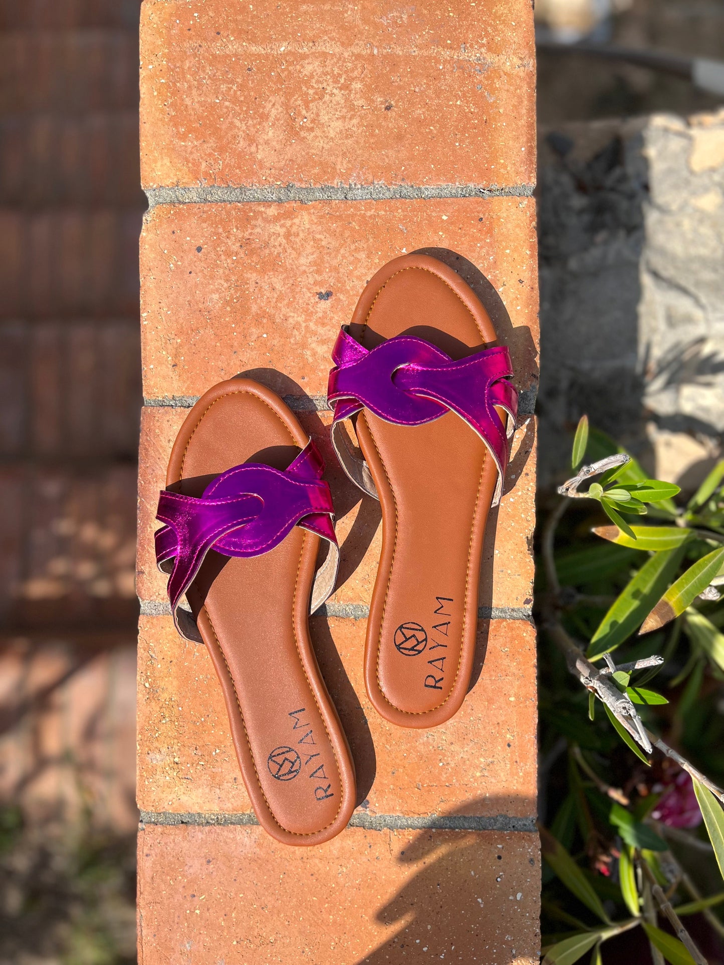 Knotted Slides