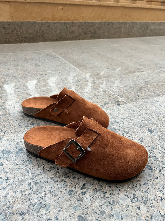 Camel Clogs